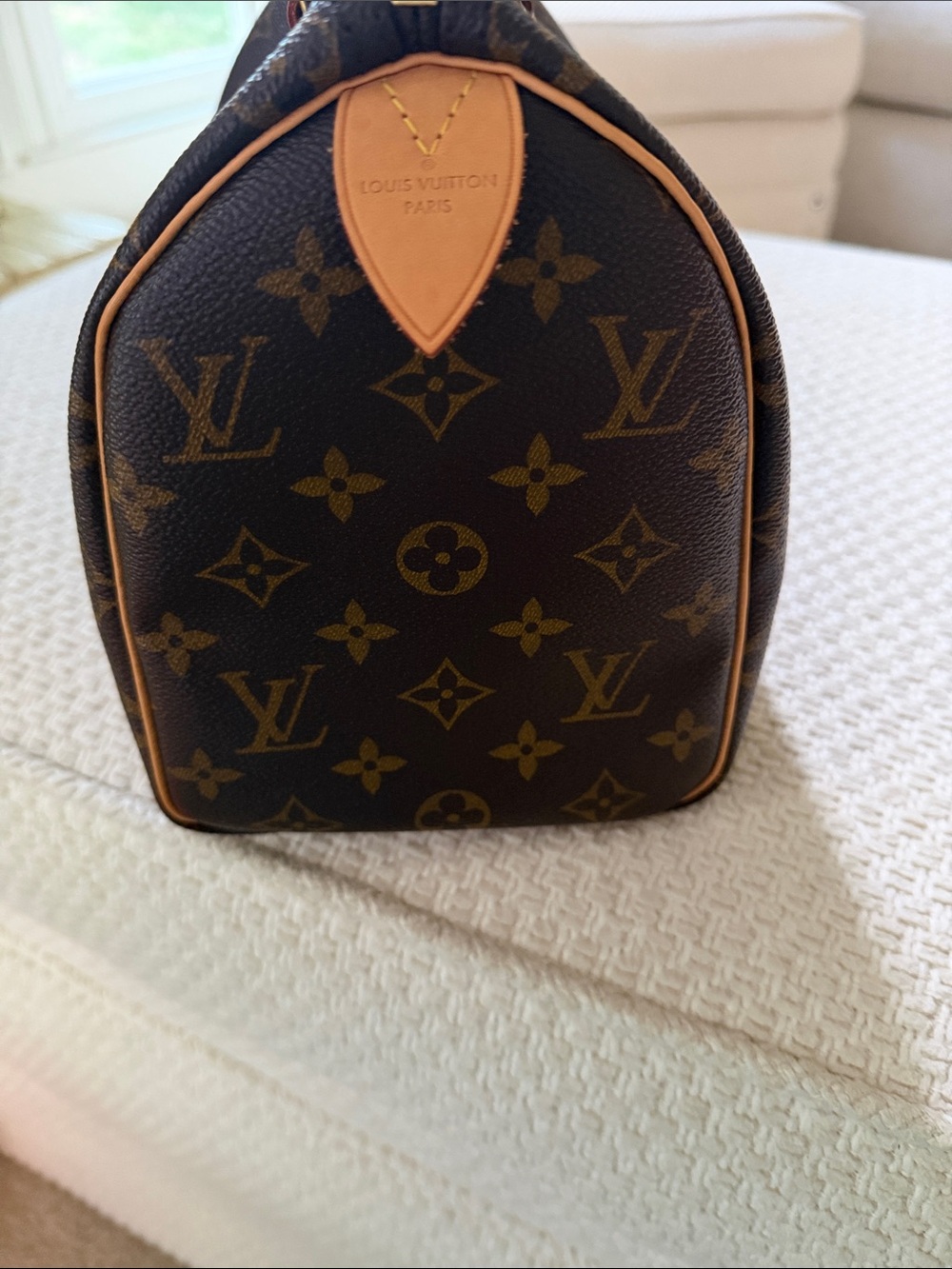 Louis Vuitton Brown Monogram Canvas Speedy 25 with tan handles. - Picture 13 of 15